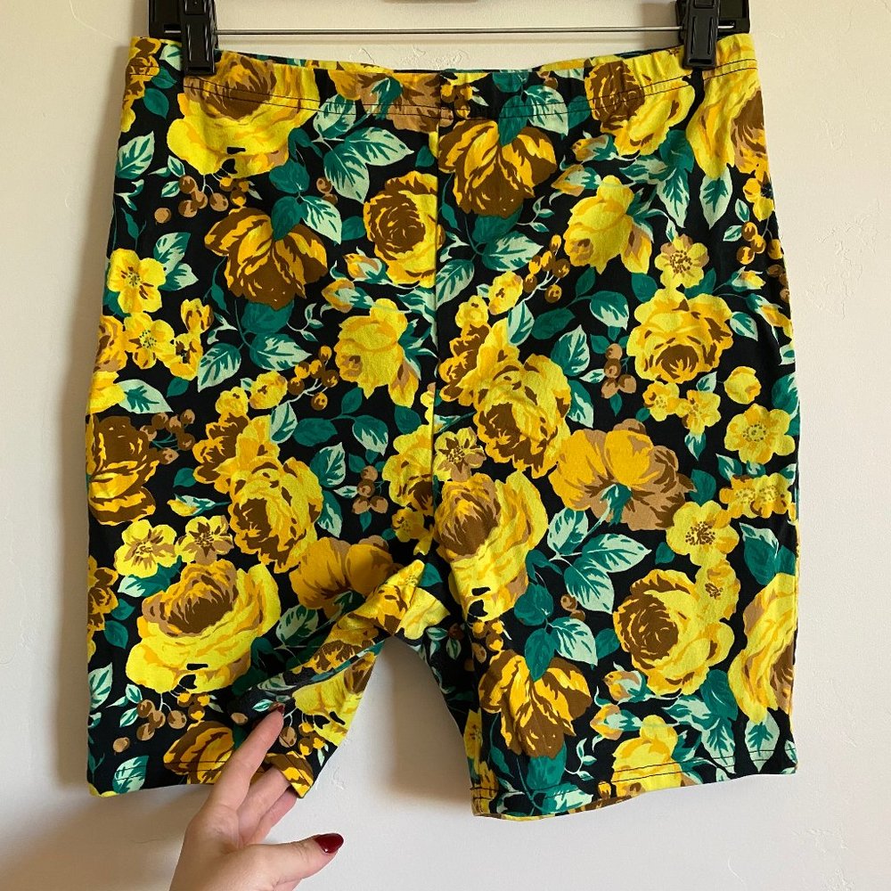 UO Floral Bicycle short